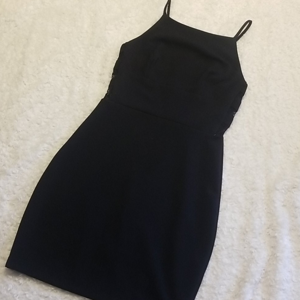 Black Bodycon Dress with Zip Lace Back